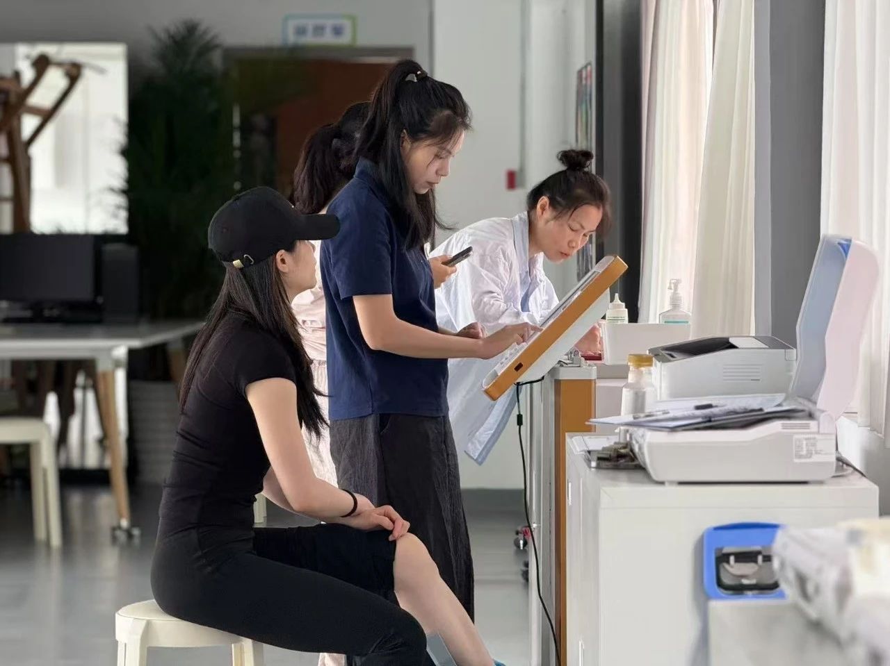 益同“健”行！高端设备＋专业指导：深圳市运动和康复实训基地火了